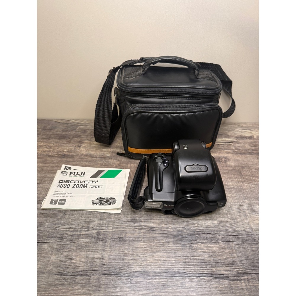 Fuji Discovery 3000 Zoom Date 35mm Film Camera Bundle with Flash and Bag Tested